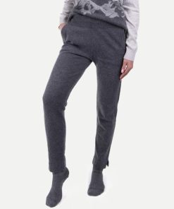 Angelafinley.shopd95eedf83d 1