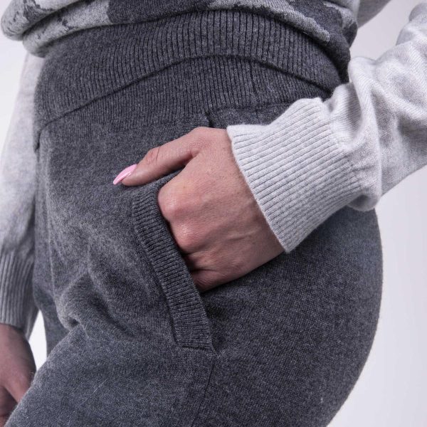 Angelafinley.shopd95eedf83d 3